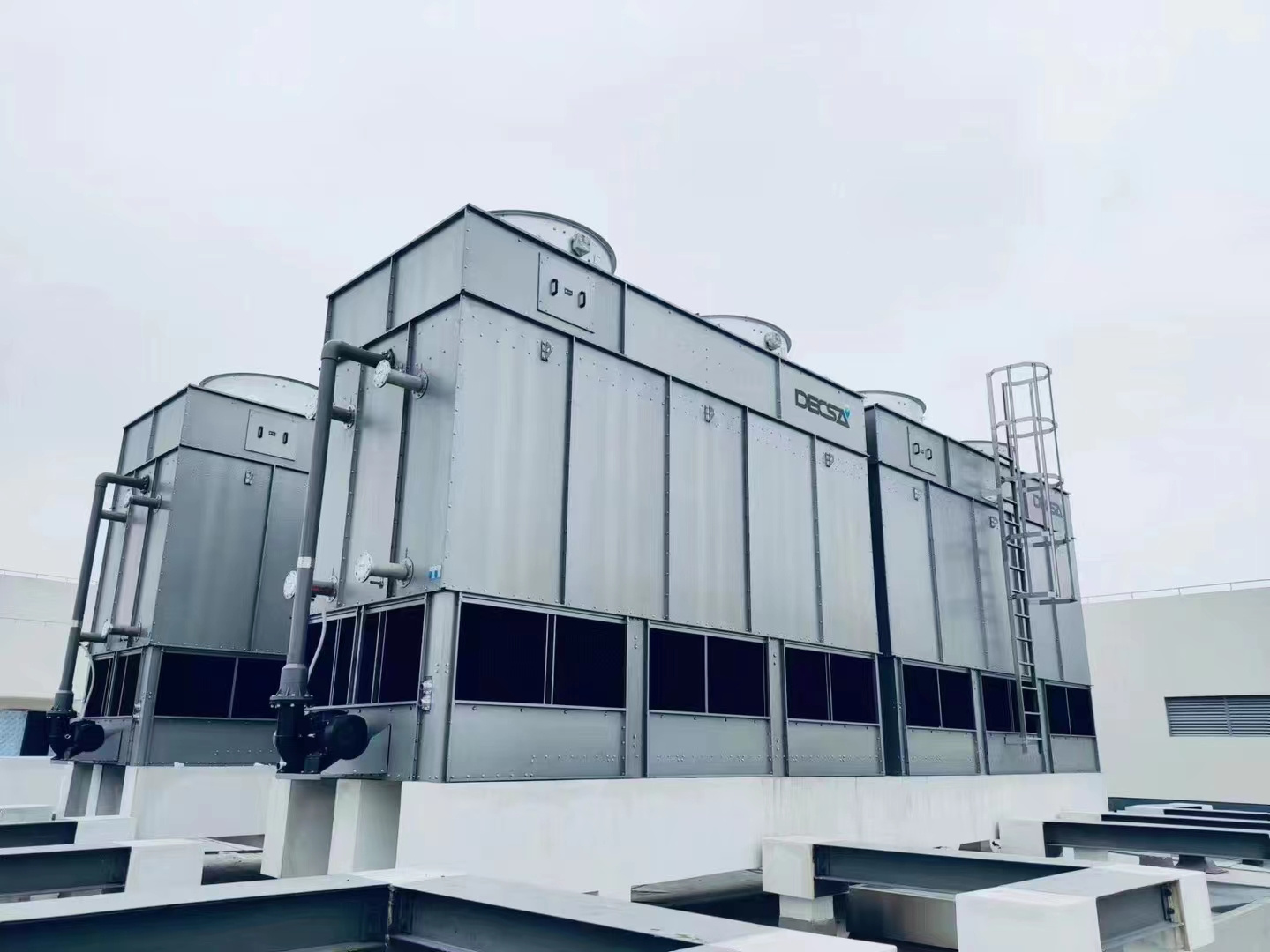 圓形玻璃鋼冷卻塔的結構特性,圓形玻璃鋼冷卻塔哪家